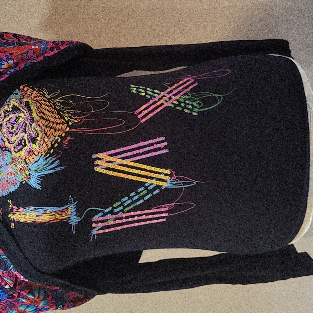 Ay Güey México Hoodie - Picture 3 of 9